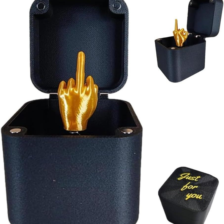 Funny Christmas Prank Gift Box – Creative Middle Finger Gag Toy for Office Desk & Home Decoration