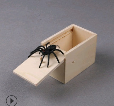Prank Spider Wooden Scare Box – Funny Surprise Toy for April Fools’ Day & Creative Gifts