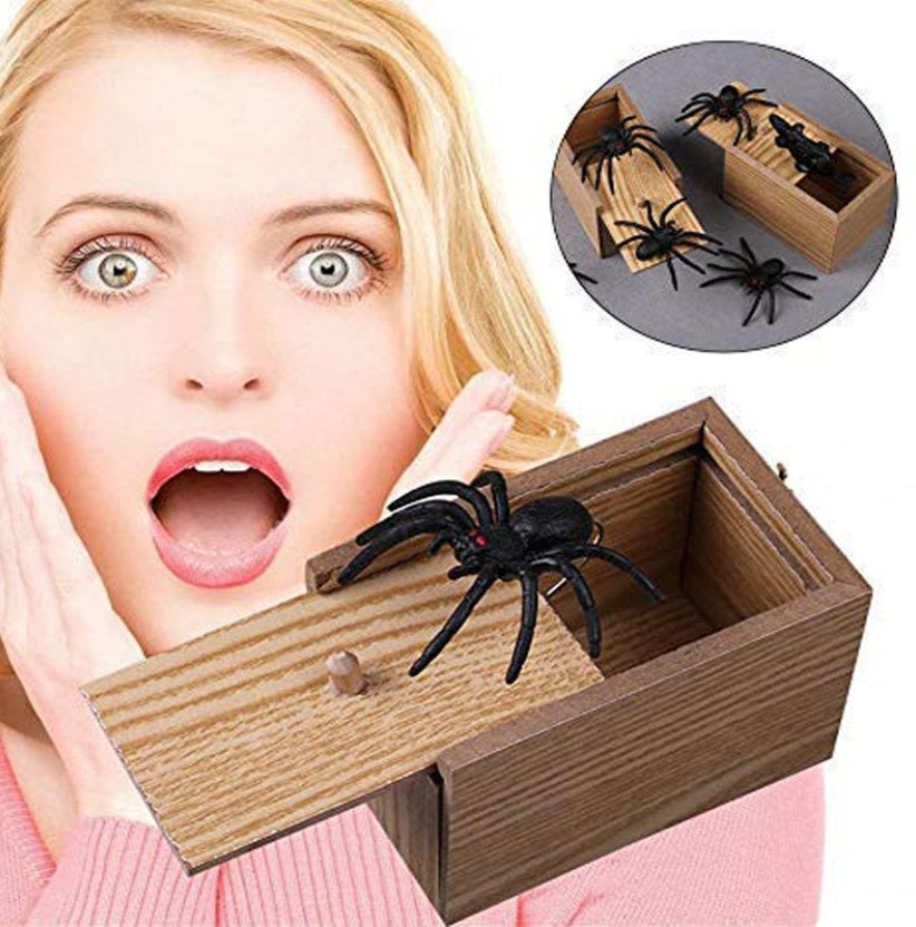 Prank Spider Wooden Scare Box – Funny Surprise Toy for April Fools’ Day & Creative Gifts