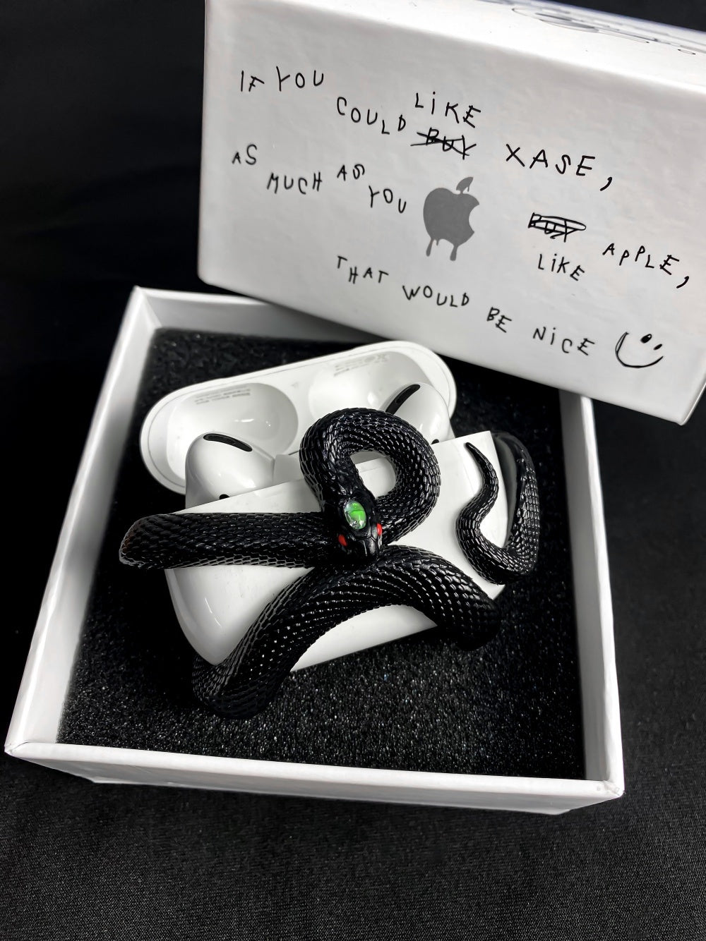 Halloween Snake Earphone Case – Creative Wireless Earbuds Silicone Cover for AirPods